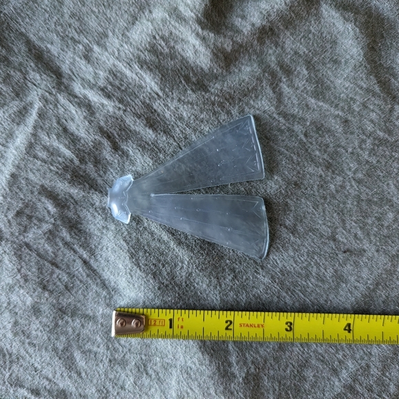 5/$20 🌼 Disney Frozen Elsa Cloak Replacement Hasbro Figure Loose Transparent - Picture 8 of 10